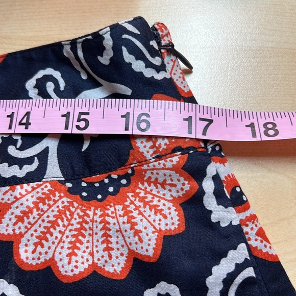 TALBOTS Navy and Orange Floral Pleated Skirt with Pockets Size 8 - Picture 9 of 10